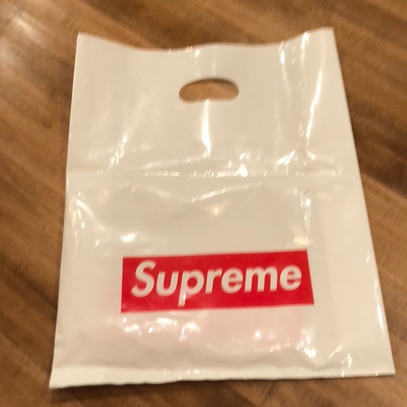 Supreme bag - Picture 1 of 1